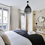 Pick A Flat\'S Apartment In Le Marais - Rue Saint Martin